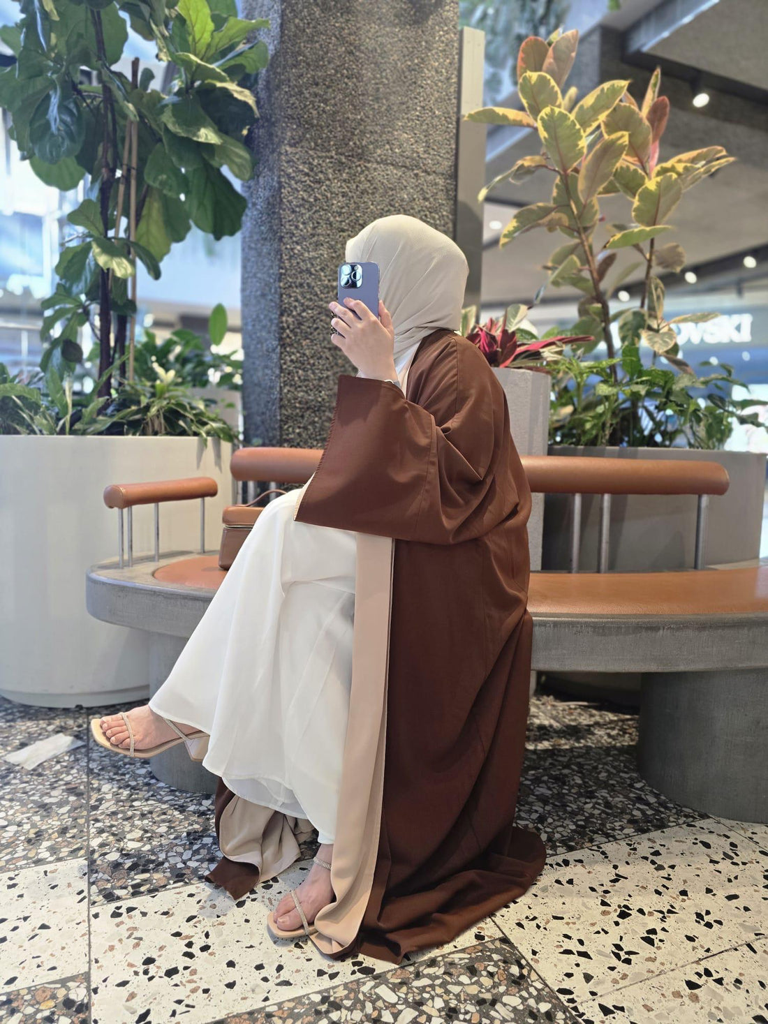 Women Abaya in Cocoa color – stylish and modest Abaya_Cocoa for daily wear or special occasions