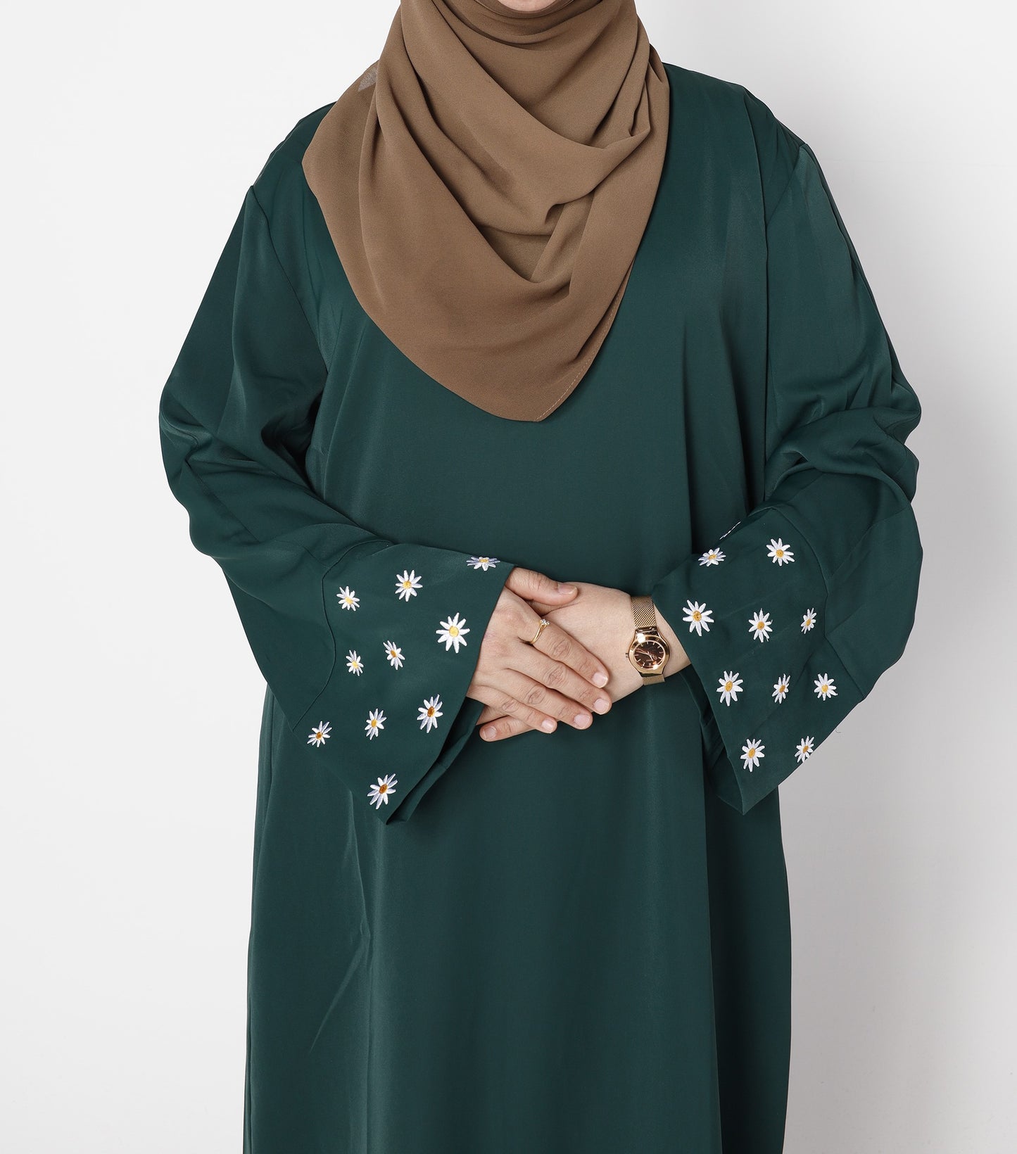 Close-up sleeve detail of emerald Zahra abaya – Qalbi modest clothing