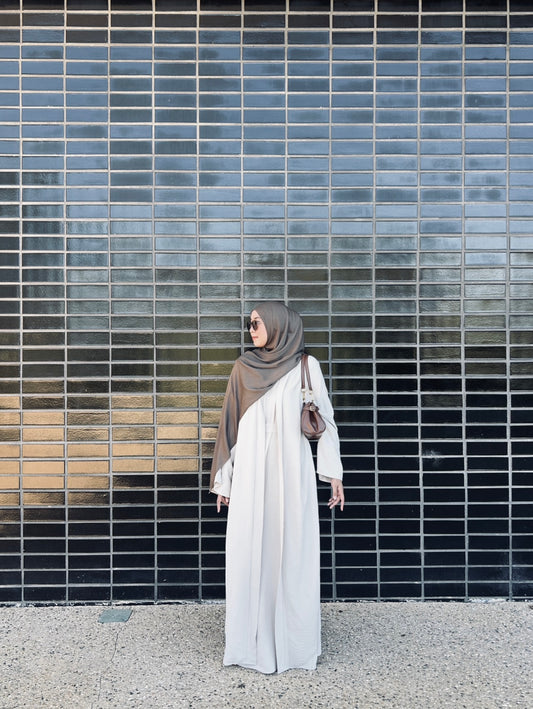 Crinkle Abaya – Ivory Sand 3 Piece Set