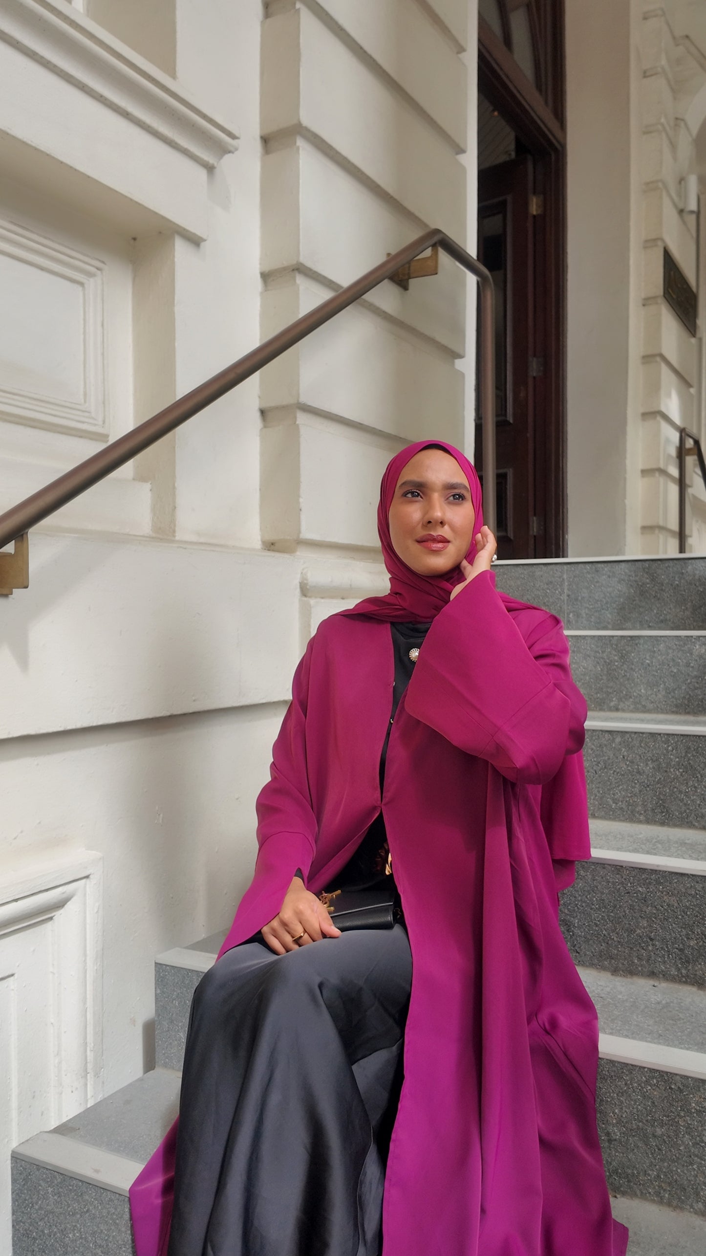 Qalbi Classic Abaya - Burgundy Bliss